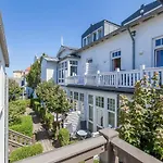 Apartamento Strandstrasse 16 28 *
