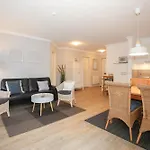 Daire Strandstrasse 16 28 *